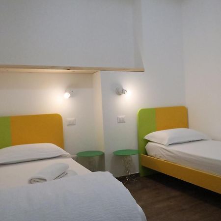 Oasi Da Vinci Aparthotel Tignale Ngoại thất bức ảnh