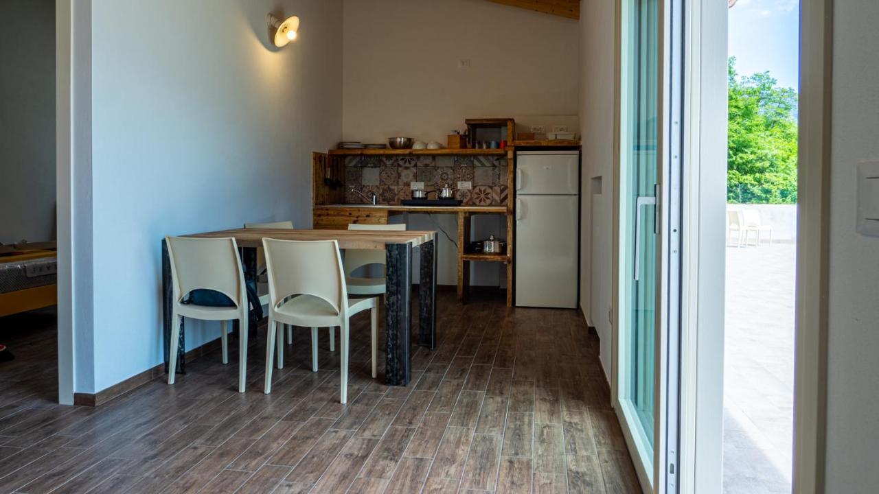 Oasi Da Vinci Aparthotel Tignale Ngoại thất bức ảnh