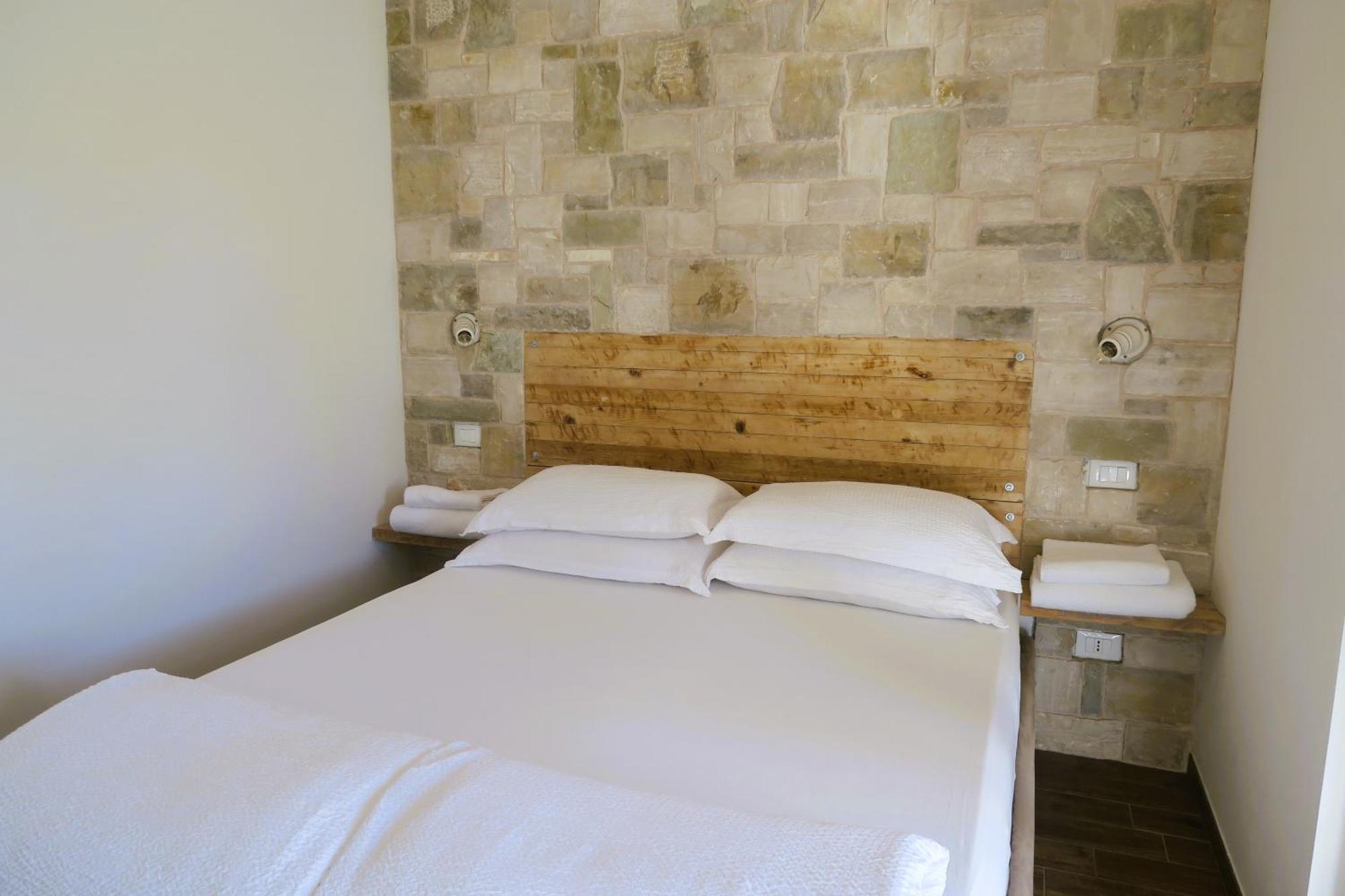 Oasi Da Vinci Aparthotel Tignale Ngoại thất bức ảnh
