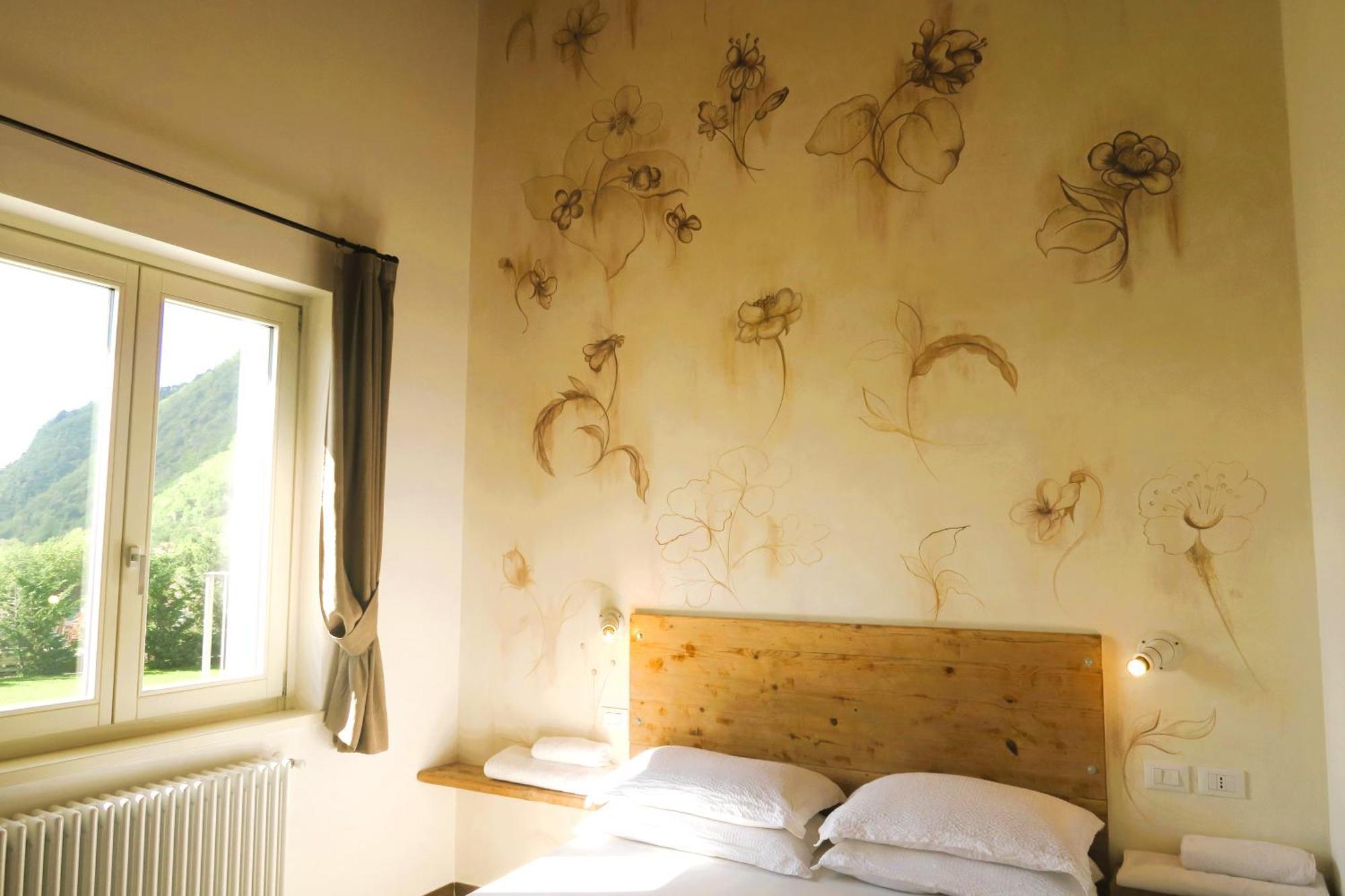 Oasi Da Vinci Aparthotel Tignale Ngoại thất bức ảnh